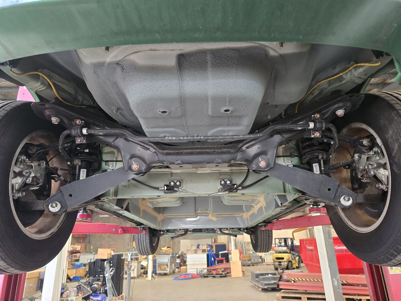 BYD e6 rear suspension and swaybar