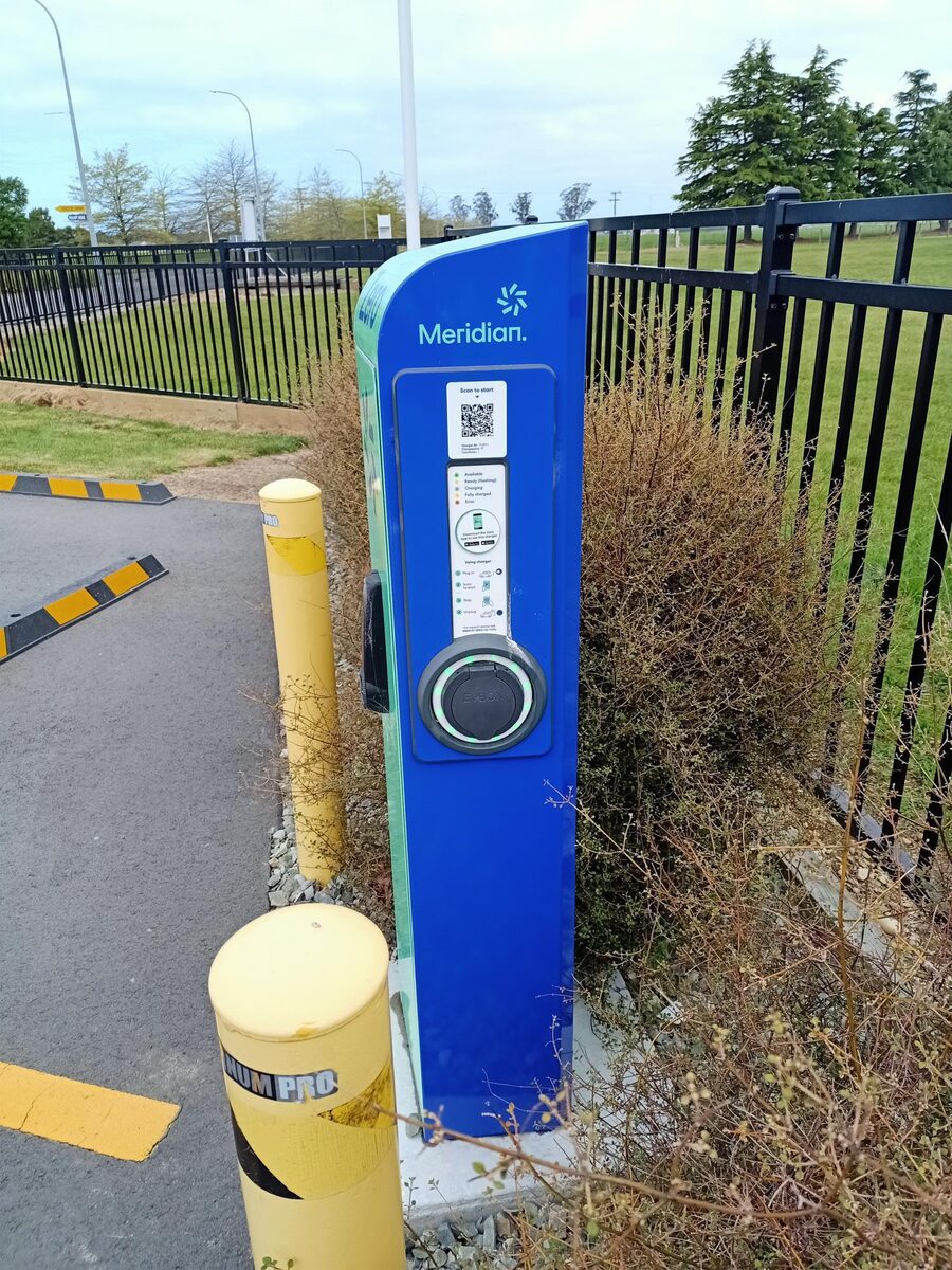 Zero network charger
